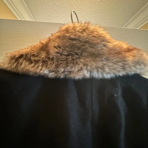 Reitmans Plus Black Wool Blend Coat – Size 20 – Removable Faux Fur Collar - Picture 6 of 7